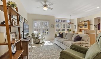 15 Pheasant Ln, Bedford, MA 01730
