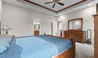2908 NW Sharmin Dr, Ankeny, IA 50023