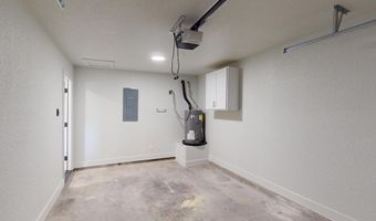 607 NW 11th St, Andrews, TX 79714