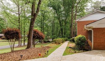 140 Rollingwood Dr, Athens, GA 30605