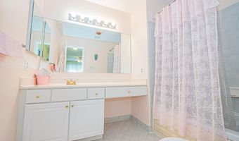 44186 SHADY GLEN Ter, Ashburn, VA 20147