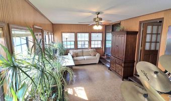 3050 Gaineswood Ave, Baxter Springs, KS 66713