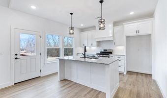 37 Copinsay Dr, Bella Vista, AR 72715