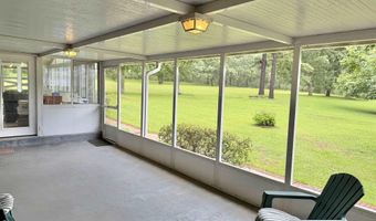 154 Perry Ln, Atmore, AL 36502