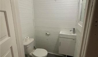 921 W Washington, Allentown, PA 18102