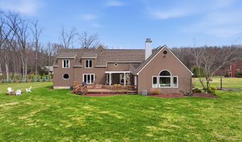 28 E Ridge Ct, Cheshire, CT 06410