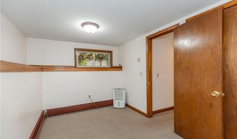 12 Twin Leaf Trl, Narragansett, RI 02874