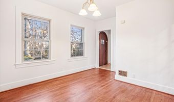 6022 VALLEY VIEW Dr, Alexandria, VA 22310