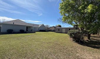 1405 Pebblewood Dr, Adel, GA 31620