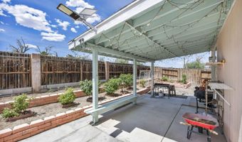 570 Sunrise Cir, Fernley, NV 89408