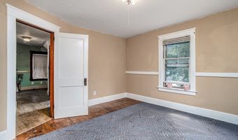 22 Orange St, Athol, MA 01331