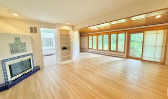 6819 SELKIRK, Bethesda, MD 20817
