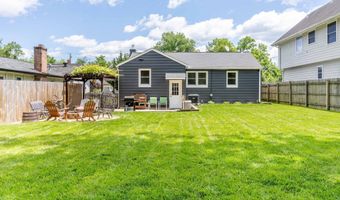 606 DOUGLASS Ave, Rockville, MD 20850