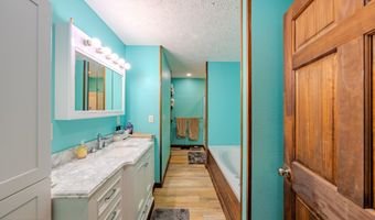 2089 Pike Pond Rd, Alford, FL 32420
