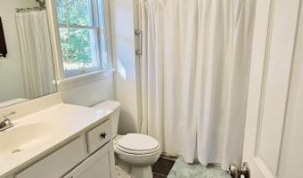 105 Wildflower Ln, Aydlett, NC 27916