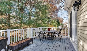 95 Crickett Cir, East Greenwich, RI 02818