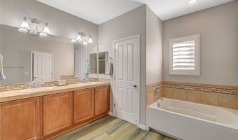 5708 Oak Bend Dr, Las Vegas, NV 89135