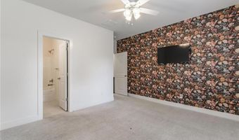 890 Clark Cir, Bentonville, AR 72713