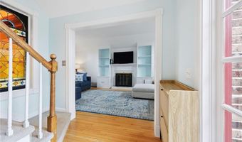 35 Anna Olivo Ct, Narragansett, RI 02882