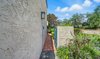 2113 David Dr, Escondido, CA 92026