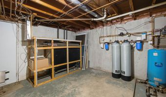 5 Pinecrest Cir, Bedford, NH 03110