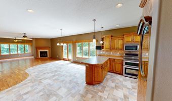 1802 Crystal Dr, Albert Lea, MN 56007