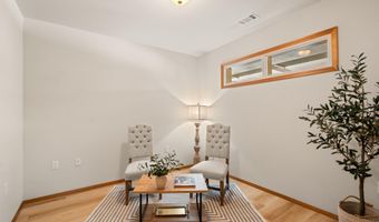 851 Pavilion Pl, Ashland, OR 97520
