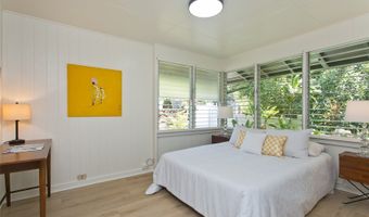 2419 St Louis Dr, Honolulu, HI 96816