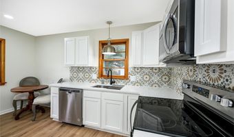 41 W Woodsdale Ave, Akron, OH 44301