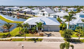 614 Pinckney Dr, Apollo Beach, FL 33572