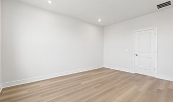 42111 SHINING STAR Sq, Ashburn, VA 20148