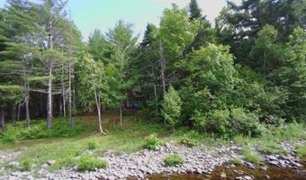 6 Maple Dr, Abbot, ME 04406