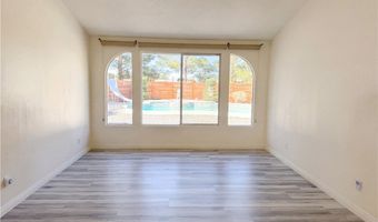 15358 Lookout, Apple Valley, CA 92307