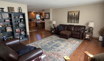 1109 Clover Ct, Aberdeen, SD 57401