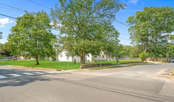 50 Park Ave, Bayville, NJ 08721