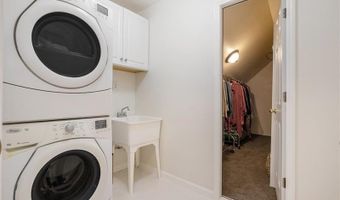 2105 Adams Overlook, Atlanta, GA 30318