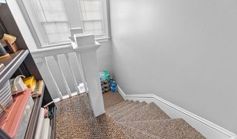 203 Glamorgan St, Alliance, OH 44601