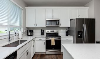 4018 NE 5th St, Ankeny, IA 50021