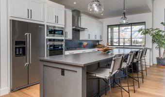 11 Wyatt Dr, Bellevue, ID 83313