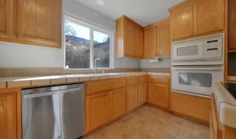 345 Live Oak Dr, Angels Camp, CA 95222