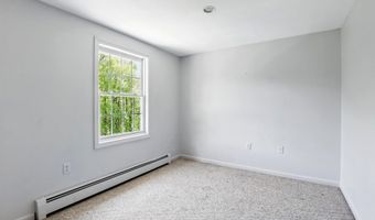 55 Robinson Ln, Barrington, NH 03825