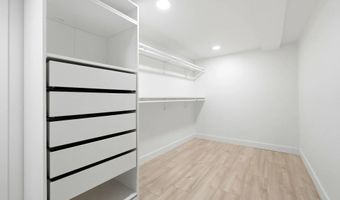 1329 Park Hill Ln, Escondido, CA 92025