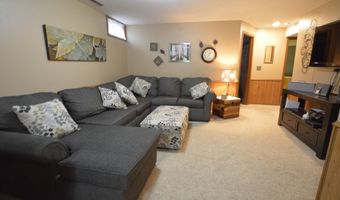 2214 SE 14th Ave, Aberdeen, SD 57401
