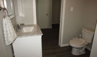 507 S 12th St, Artesia, NM 88210