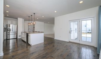 41 Gina Dr, Allentown, NJ 08501