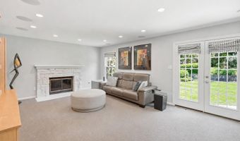 7556 PEPPERELL Dr, Bethesda, MD 20817