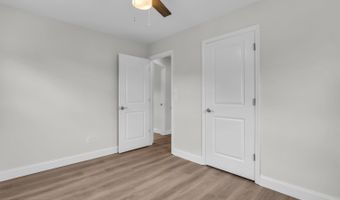 238 Lakewood Ave, Bayville, NJ 08721