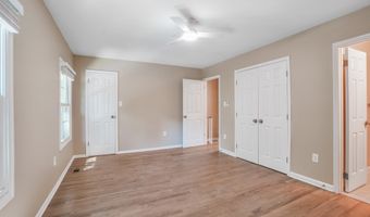 7602 WESTLAKE Ter 19, Bethesda, MD 20817