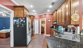 671 SE Fox Rd, Bogue Chitto, MS 39629