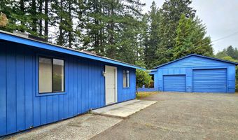 614 HASSETT St, Brookings, OR 97415